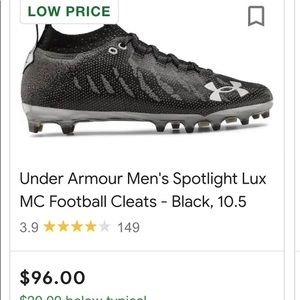 Mens UA football cleats- good condition